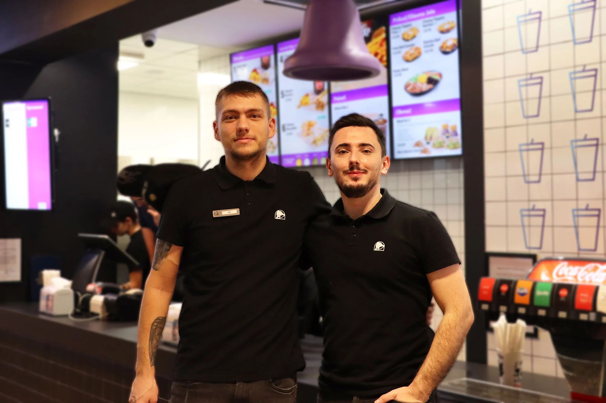 taco-bell-inside10